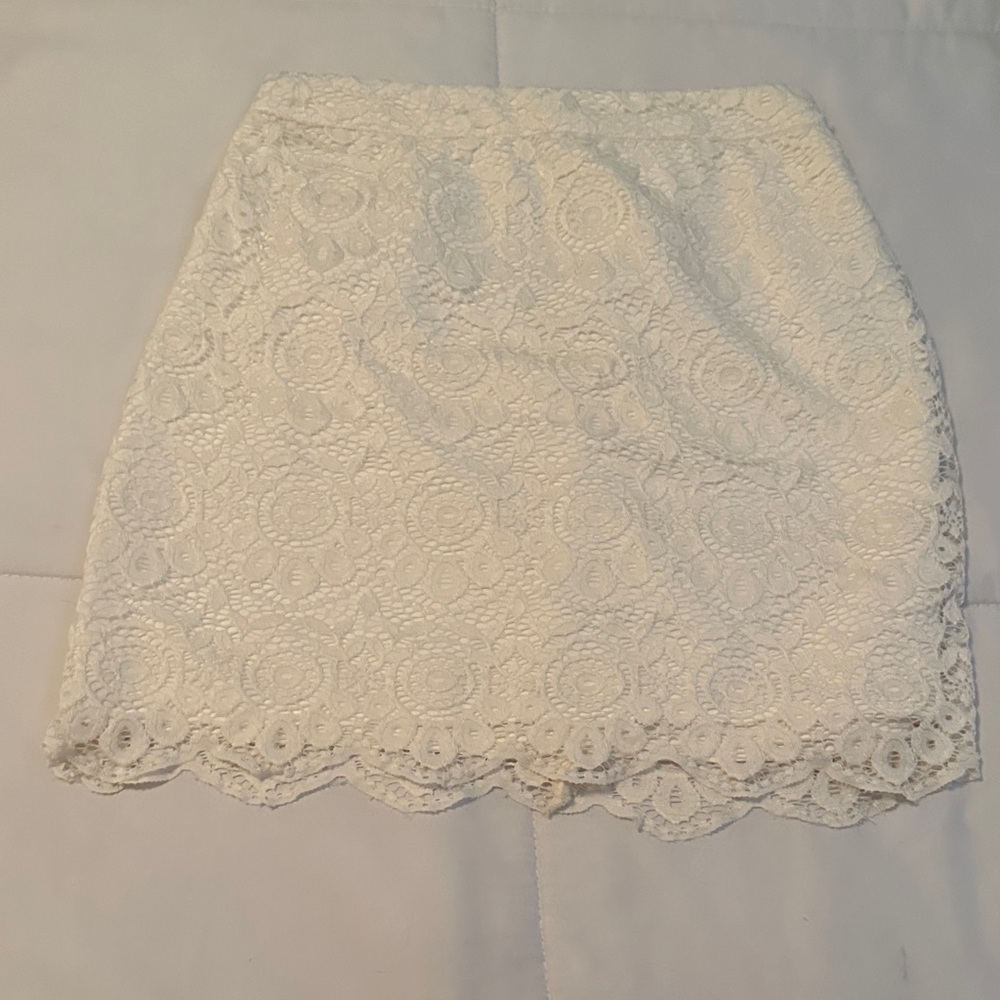 Hollister White Lace Pencil Skirt